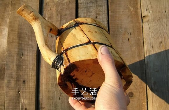 原木制作粗獷啤酒杯 自制大號啤酒杯的過程 -  itrip.net.cn