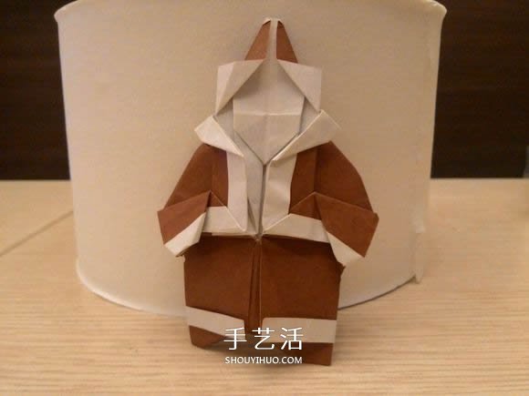 圣誕老人折紙步驟圖解 紙折圣誕老人怎么折 -  itrip.net.cn