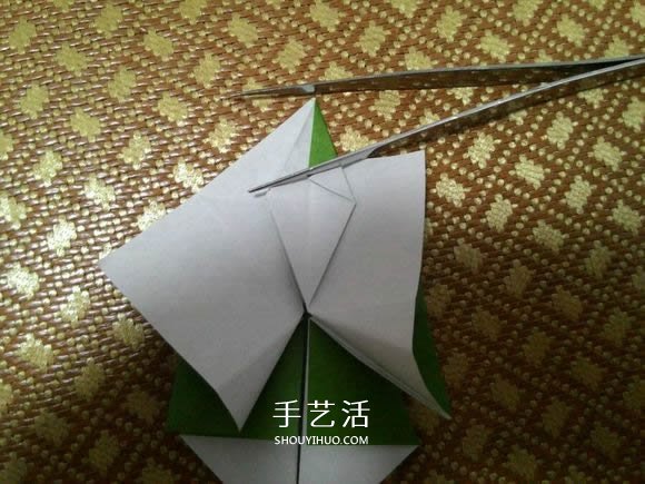圣誕老人折紙步驟圖解 紙折圣誕老人怎么折 -  itrip.net.cn