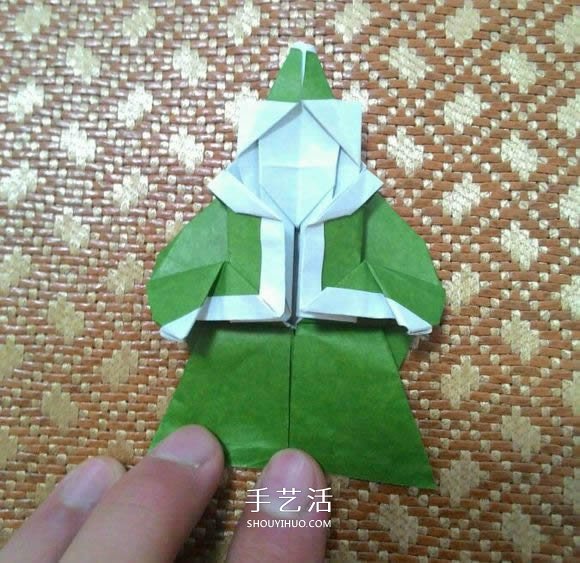 圣誕老人折紙步驟圖解 紙折圣誕老人怎么折 -  itrip.net.cn