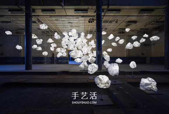 白紙配上LED燈光 耗費(fèi)800小時的造云運(yùn)動 -  itrip.net.cn