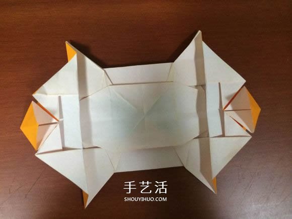 復雜立體跑車的折法 詳細折紙跑車圖解步驟 -  itrip.net.cn