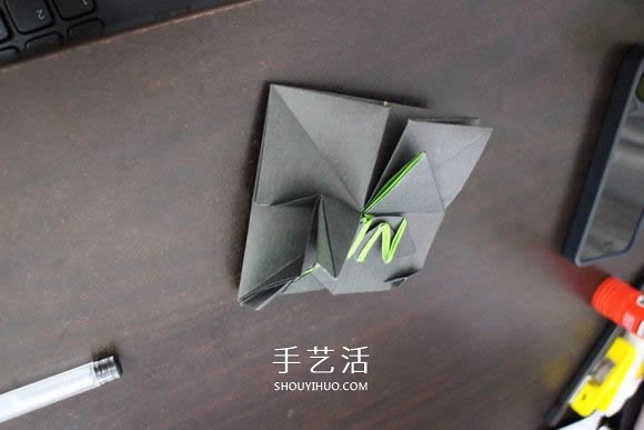 耐克標志的折紙方法 怎么折NIKE標志的圖解 -  itrip.net.cn