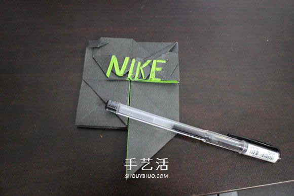 耐克標志的折紙方法 怎么折NIKE標志的圖解 -  itrip.net.cn