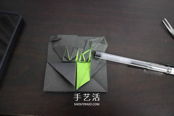 耐克標志的折紙方法 怎么折NIKE標志的圖解 -  itrip.net.cn