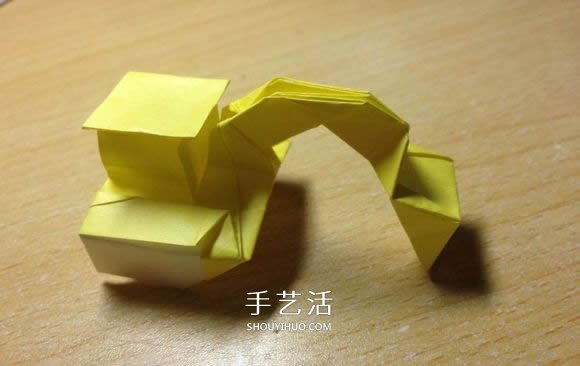 挖土機(jī)的折紙方法圖解 手工挖掘機(jī)的折法過(guò)程 -  itrip.net.cn