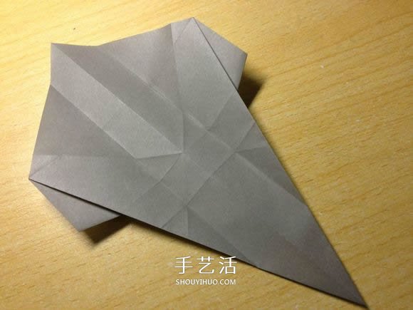 挖土機(jī)的折紙方法圖解 手工挖掘機(jī)的折法過(guò)程 -  itrip.net.cn