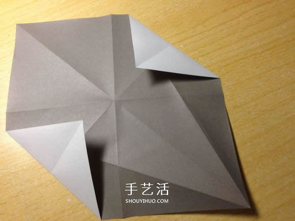挖土機(jī)的折紙方法圖解 手工挖掘機(jī)的折法過(guò)程 -  itrip.net.cn