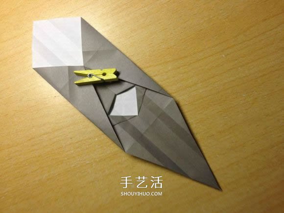 挖土機(jī)的折紙方法圖解 手工挖掘機(jī)的折法過(guò)程 -  itrip.net.cn