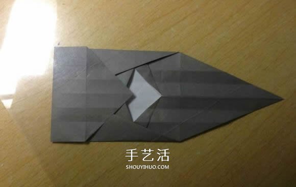 挖土機(jī)的折紙方法圖解 手工挖掘機(jī)的折法過(guò)程 -  itrip.net.cn