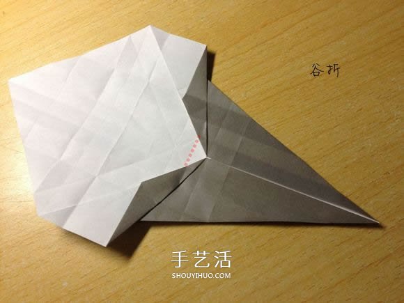 挖土機(jī)的折紙方法圖解 手工挖掘機(jī)的折法過(guò)程 -  itrip.net.cn