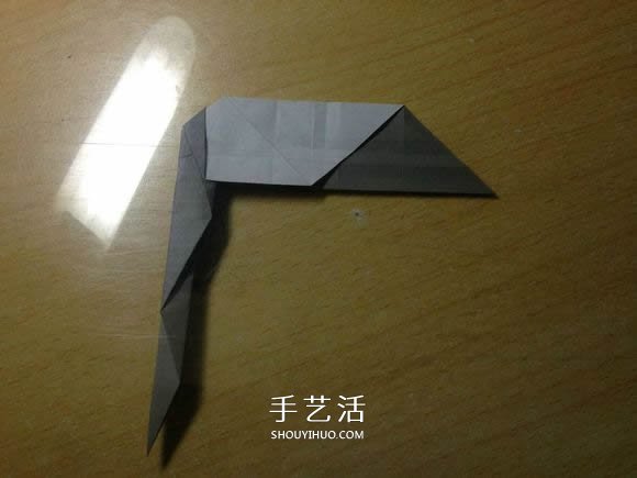 挖土機(jī)的折紙方法圖解 手工挖掘機(jī)的折法過(guò)程 -  itrip.net.cn