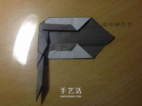 挖土機(jī)的折紙方法圖解 手工挖掘機(jī)的折法過(guò)程 -  itrip.net.cn