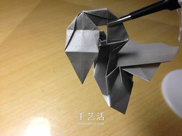 挖土機(jī)的折紙方法圖解 手工挖掘機(jī)的折法過(guò)程 -  itrip.net.cn