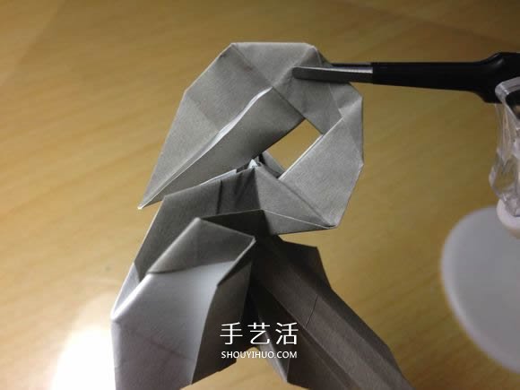 挖土機(jī)的折紙方法圖解 手工挖掘機(jī)的折法過(guò)程 -  itrip.net.cn