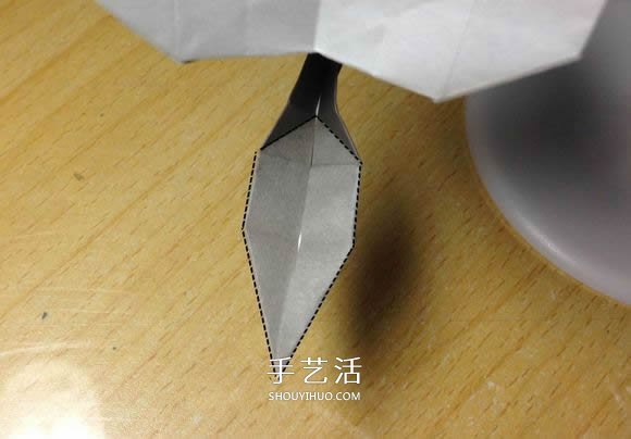 挖土機(jī)的折紙方法圖解 手工挖掘機(jī)的折法過(guò)程 -  itrip.net.cn