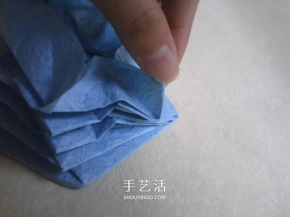 玫瑰花的折紙步驟圖解 手揉紙折25瓣玫瑰花 -  itrip.net.cn
