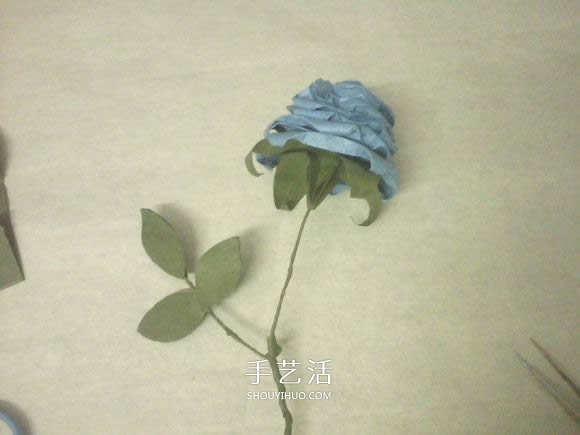 玫瑰花的折紙步驟圖解 手揉紙折25瓣玫瑰花 -  itrip.net.cn