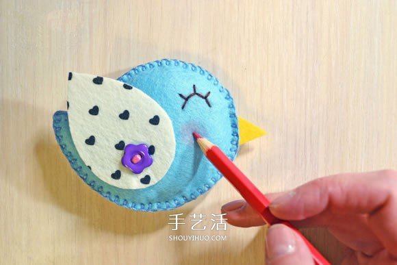 不織布小鳥(niǎo)冰箱貼DIY 手工布藝小鳥(niǎo)冰箱貼制作 -  itrip.net.cn
