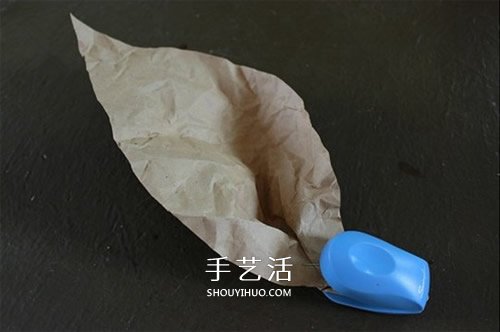 幼兒手工制作向日葵 簡(jiǎn)單牛皮紙做太陽(yáng)花 -  itrip.net.cn