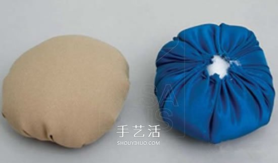 不織布花朵靠墊DIY 自制布藝花朵靠墊的做法 -  itrip.net.cn