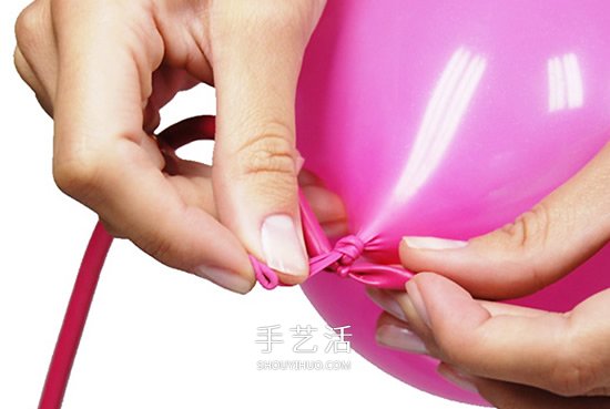 氣球造型教程圖解：一步步做出可愛小粉豬 -  itrip.net.cn