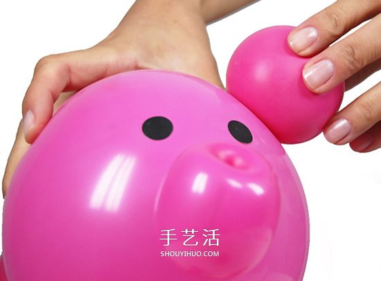 氣球造型教程圖解：一步步做出可愛小粉豬 -  itrip.net.cn