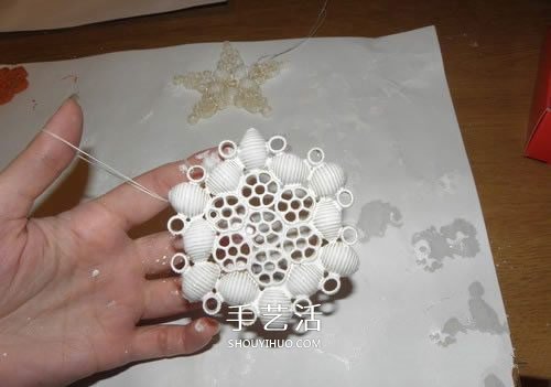 意大利面制作雪花掛飾 自制意大利面雪花方法 -  itrip.net.cn