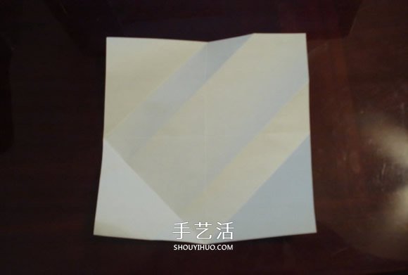 小狗的折法圖解教程 可愛(ài)小狗的折疊方法 -  itrip.net.cn