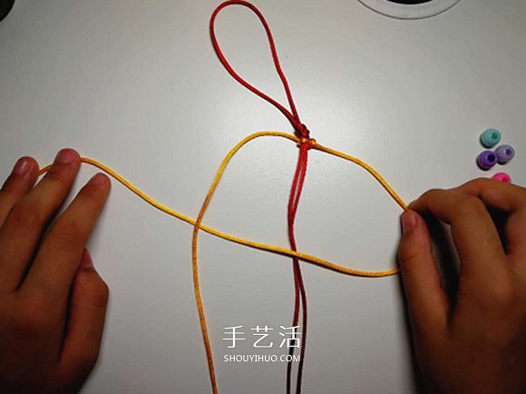 手工平結(jié)編法圖解教程 怎么編平結(jié)的方法步驟 -  itrip.net.cn