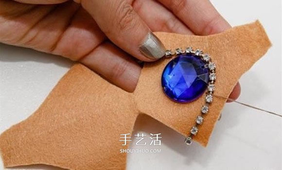串珠耳環(huán)DIY圖解教程 帶寶石串珠耳環(huán)制作 -  itrip.net.cn