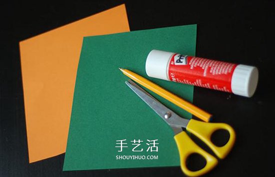 簡(jiǎn)單樹葉裝飾畫制作 兒童卡紙樹葉畫的做法 -  itrip.net.cn