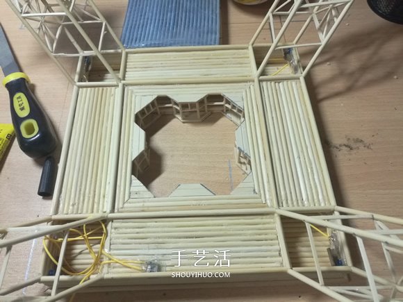 竹簽手工制作埃菲爾鐵塔模型的詳細(xì)圖解教程 -  itrip.net.cn