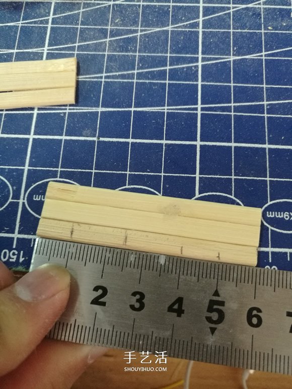 竹簽手工制作埃菲爾鐵塔模型的詳細(xì)圖解教程 -  itrip.net.cn
