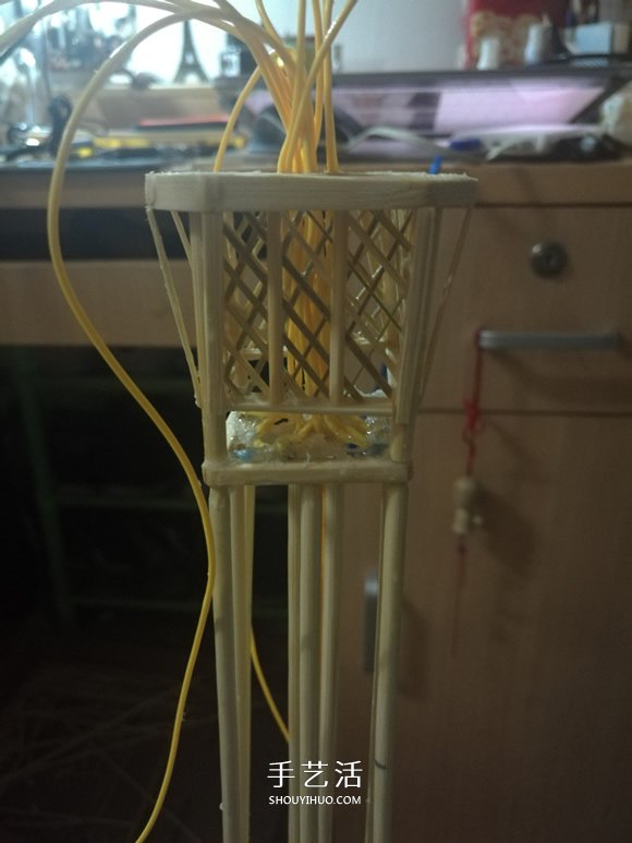 竹簽手工制作埃菲爾鐵塔模型的詳細(xì)圖解教程 -  itrip.net.cn