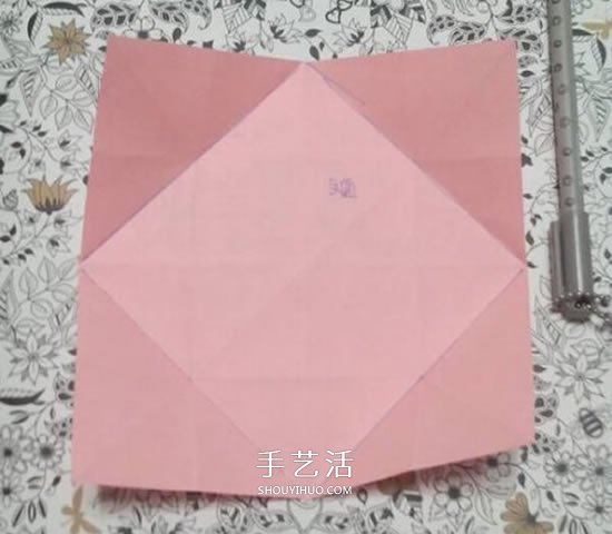 愛心相框怎么折圖解 帶心形四方相框的折法 -  itrip.net.cn