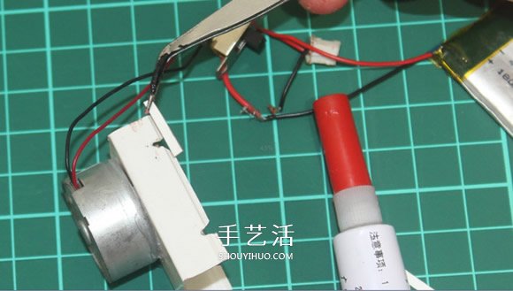 自制遙控火車的教程 遙控火車頭模型DIY制作 -  itrip.net.cn