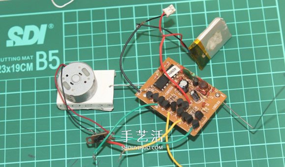 自制遙控火車的教程 遙控火車頭模型DIY制作 -  itrip.net.cn
