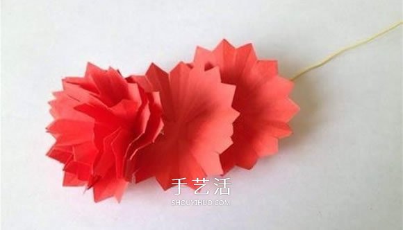 母親節(jié)康乃馨花的做法 彩紙康乃馨手工制作 -  itrip.net.cn