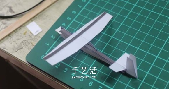 滑翔機模型的制作方法 卡紙做滑翔機模型圖解 -  itrip.net.cn