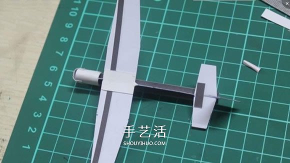 滑翔機模型的制作方法 卡紙做滑翔機模型圖解 -  itrip.net.cn