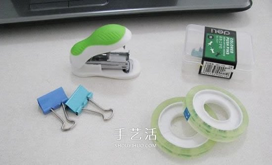 辦公用品手工制作摩托車模型的方法圖解 -  itrip.net.cn
