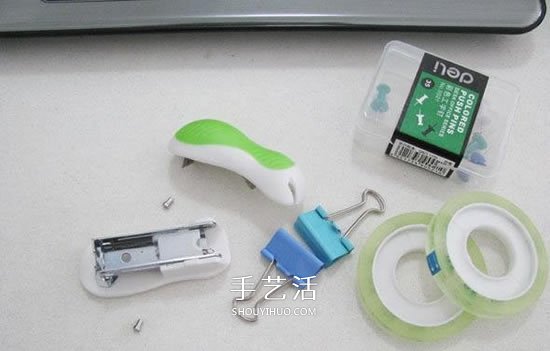 辦公用品手工制作摩托車模型的方法圖解 -  itrip.net.cn