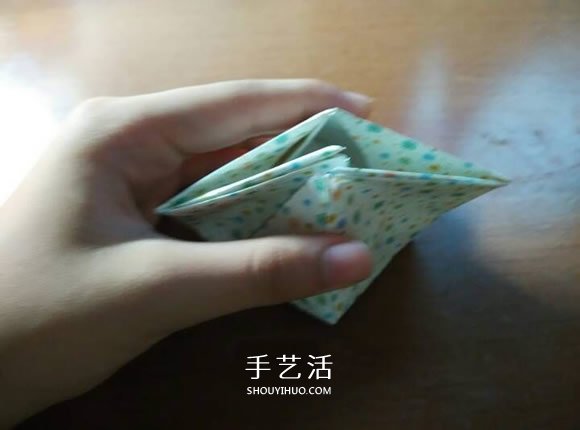 好玩魔術(shù)盒的折法圖解 可收縮盒子的折法步驟 -  itrip.net.cn