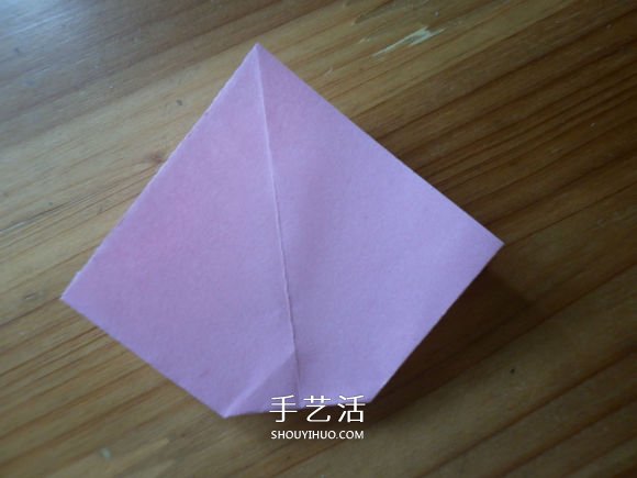 簡單易學(xué)的折紙蝴蝶結(jié) 正方形紙折蝴蝶結(jié)折法 -  itrip.net.cn