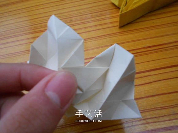 折紙福山玫瑰折法圖解 福山玫瑰花的折法步驟 -  itrip.net.cn