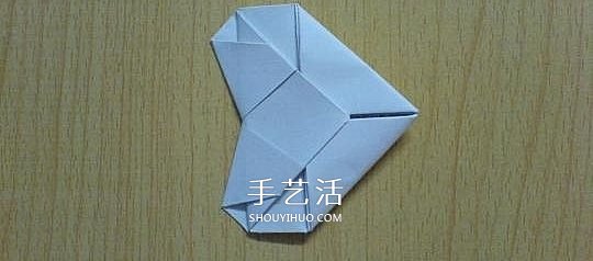 簡單心形折紙圖解教程 手工桃心的折法步驟 -  itrip.net.cn