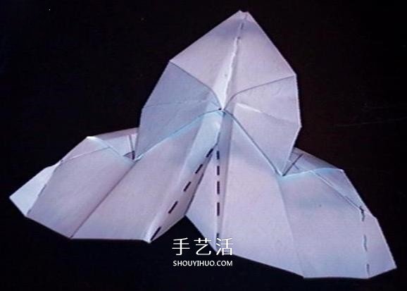 復(fù)仇者紙飛機(jī)的折法 折紙戰(zhàn)斗機(jī)的詳細(xì)圖解 -  itrip.net.cn