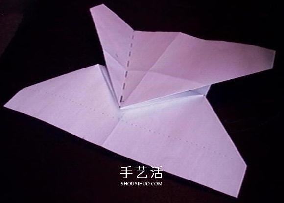 復(fù)仇者紙飛機(jī)的折法 折紙戰(zhàn)斗機(jī)的詳細(xì)圖解 -  itrip.net.cn