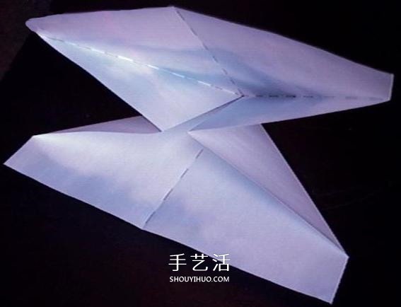 復(fù)仇者紙飛機(jī)的折法 折紙戰(zhàn)斗機(jī)的詳細(xì)圖解 -  itrip.net.cn